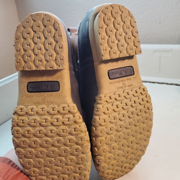 LlBean Boots, 8" tall women's size 7(fits like an 8) - Picture 5 of 8